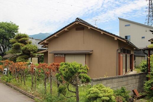 上田市蒼久保 中古平屋の外観